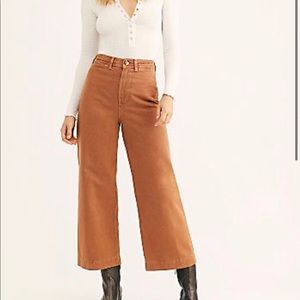 Free People wide leg, cropped, pants!